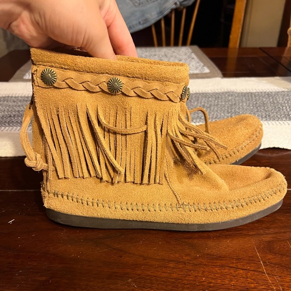 Minnetonka Shoes - MINNETONKA booties